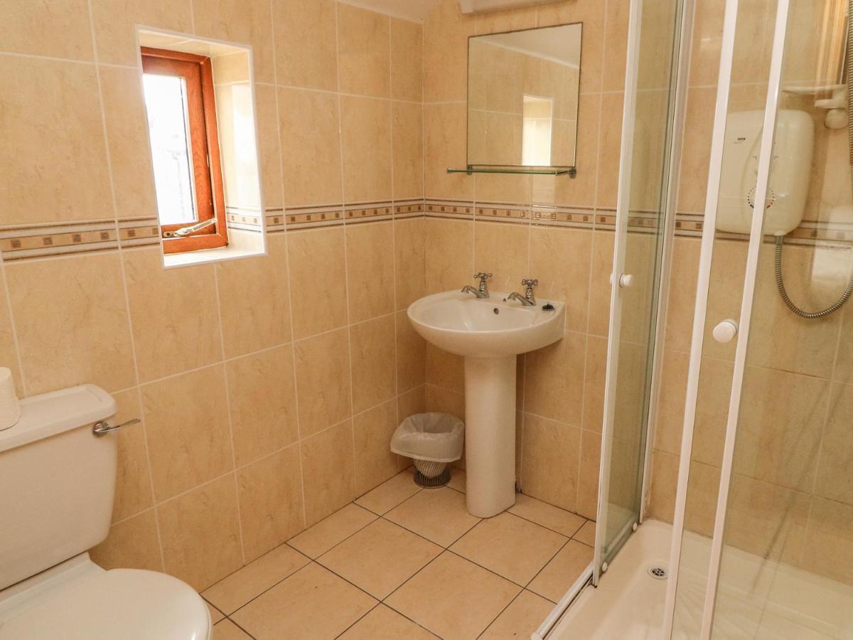 13 Sneem Leisure Village, Снийм Екстериор снимка